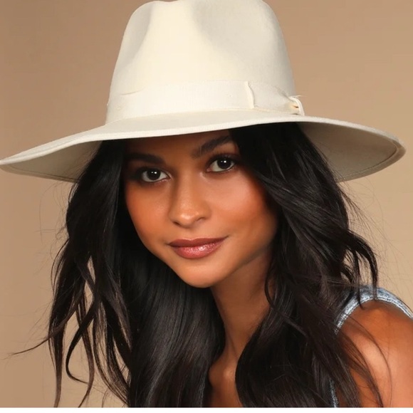 Hat - Picture 5 of 5